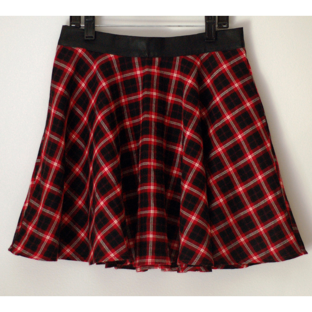 Forever21 red plaid mini skirt